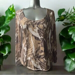 FREE 💎💟Brown Camouflage Top